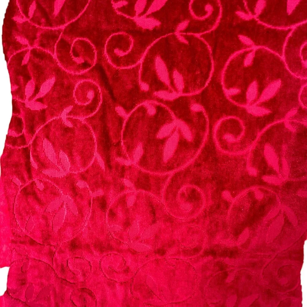 NOS Christmas Wreath Jacquard Bath Towels Set Of 2 Red Holiday Franco Mfg Turkey